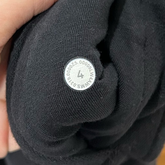 Lululemon Scuba Full-Zip Hoodie - Picture 4 of 4